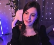 kiminonawwa is a 18 year old female webcam sex model.
