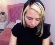kiokapop_ is a 18 year old female webcam sex model.