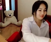 rosedreamr is a 18 year old female webcam sex model.