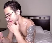 steveoceanbeanhuge is a 20 year old male webcam sex model.