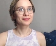 sunshinehella is a 21 year old female webcam sex model.