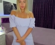 margosugar is a 19 year old female webcam sex model.