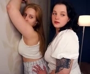 augustaashfields is a 18 year old couple webcam sex model.