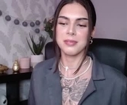 nova_sin is a 21 year old female webcam sex model.