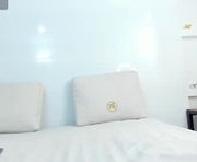 astrid_ross is a 18 year old female webcam sex model.