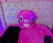 littlecherry___ is a 18 year old female webcam sex model.