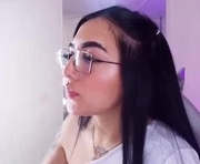 denis_myler is a 21 year old female webcam sex model.