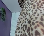 velvet_dreams_ is a 25 year old female webcam sex model.