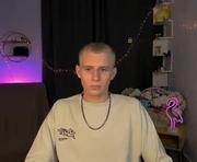 rafael_bien is a 24 year old couple webcam sex model.