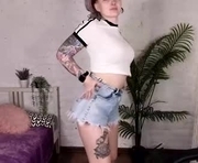 kiki_shay is a 25 year old female webcam sex model.