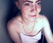 molly_royse is a 25 year old female webcam sex model.