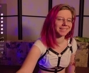 scarlettsrose is a 22 year old female webcam sex model.