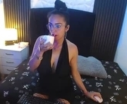 dayana_mendozaa69 is a  year old female webcam sex model.