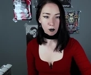 moon_foxy_ is a 19 year old female webcam sex model.
