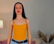 saiimaa is a 19 year old female webcam sex model.