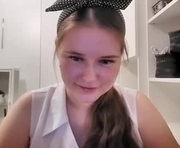 celinenatur is a 24 year old female webcam sex model.
