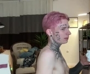 soulmisterx is a 19 year old male webcam sex model.