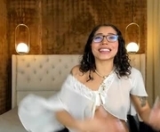 nanii_velvett is a  year old female webcam sex model.