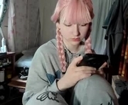 mmiokki is a 18 year old female webcam sex model.