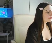 lia_lil is a 18 year old female webcam sex model.