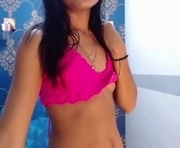 monnicabelucci is a 21 year old female webcam sex model.