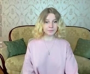 velvet_peach_ is a  year old female webcam sex model.