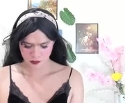 maxine_fucks is a  year old shemale webcam sex model.