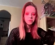 dreamwink is a 18 year old female webcam sex model.