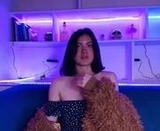 brandy_collinss is a 19 year old female webcam sex model.