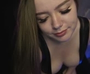 daisy_stacey is a 18 year old female webcam sex model.