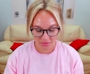marianeumann is a 27 year old female webcam sex model.