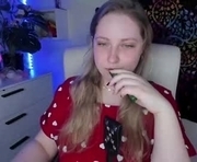 maggiexlust is a 24 year old female webcam sex model.