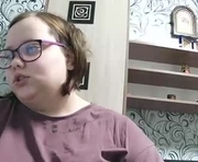 bridget_julianne is a 19 year old female webcam sex model.