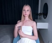sincere_shyness is a 18 year old female webcam sex model.