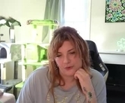 peaceofmae is a  year old female webcam sex model.