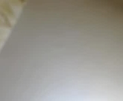 emyii_cute77 is a 18 year old female webcam sex model.