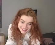 stop_traffic_ is a 18 year old female webcam sex model.
