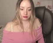 kittywantslove23 is a 26 year old female webcam sex model.