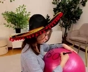 vivi_ennes is a 18 year old female webcam sex model.