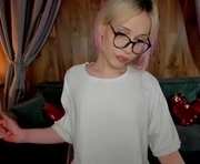 kristial_soopxxx is a 20 year old shemale webcam sex model.