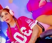 michelle_simoxs1 is a  year old shemale webcam sex model.