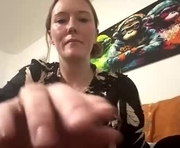 krystal199 is a 37 year old female webcam sex model.