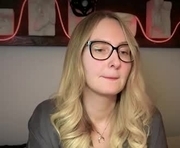 Online sex chat room with 28 yrs old female, ,  ,  - kira_dea_