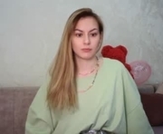 relax_girl is a 19 year old female webcam sex model.