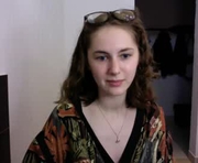 katekvarforth is a 19 year old female webcam sex model.