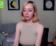 leah__gotty is a 19 year old female webcam sex model.