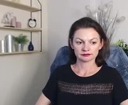 vivian_dream is a 42 year old female webcam sex model.
