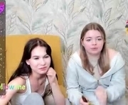 kate_kitty1 is a 18 year old female webcam sex model.