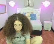 milknfreckles is a 18 year old female webcam sex model.