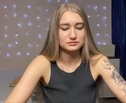 silvia_sugarr is a 21 year old female webcam sex model.